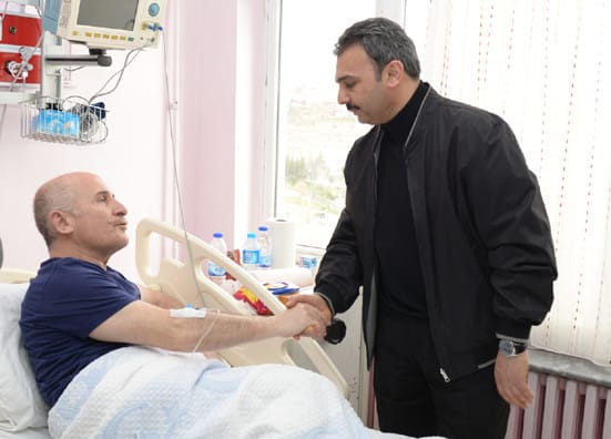 Kaya Kalp krizi geçirdi