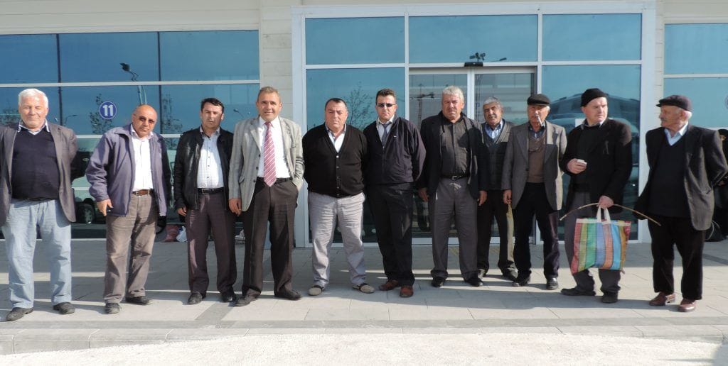 ”Tuvalet depo oldu millet …. cak yer bulamıyor”