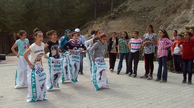 Miniklerden Bahar şenliği