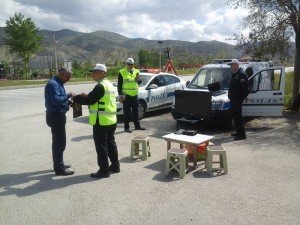 POLİS ÖYLE BİR UYGULAMA YAPTI Kİ…