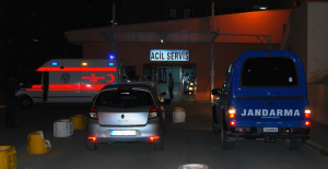 YAŞLI ADAM KENDİNİ TAVANA ASTI