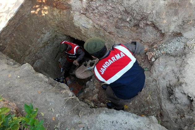Kaçak kazıcı 10 kişi yakalandı