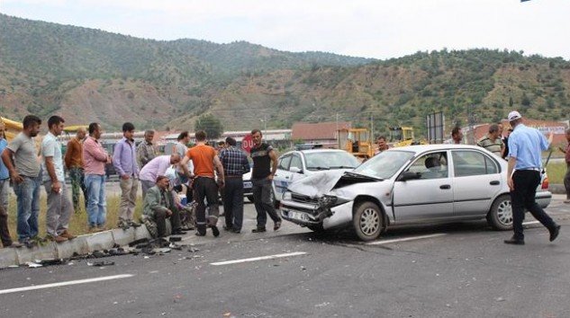 ÇORUM’DA 2 AYRI KAZADA 11 KİŞİ YARALANDI
