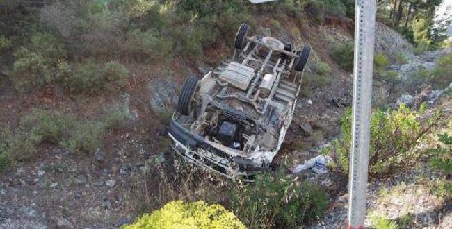 Kamyonet takla attı 1 kişi öldü