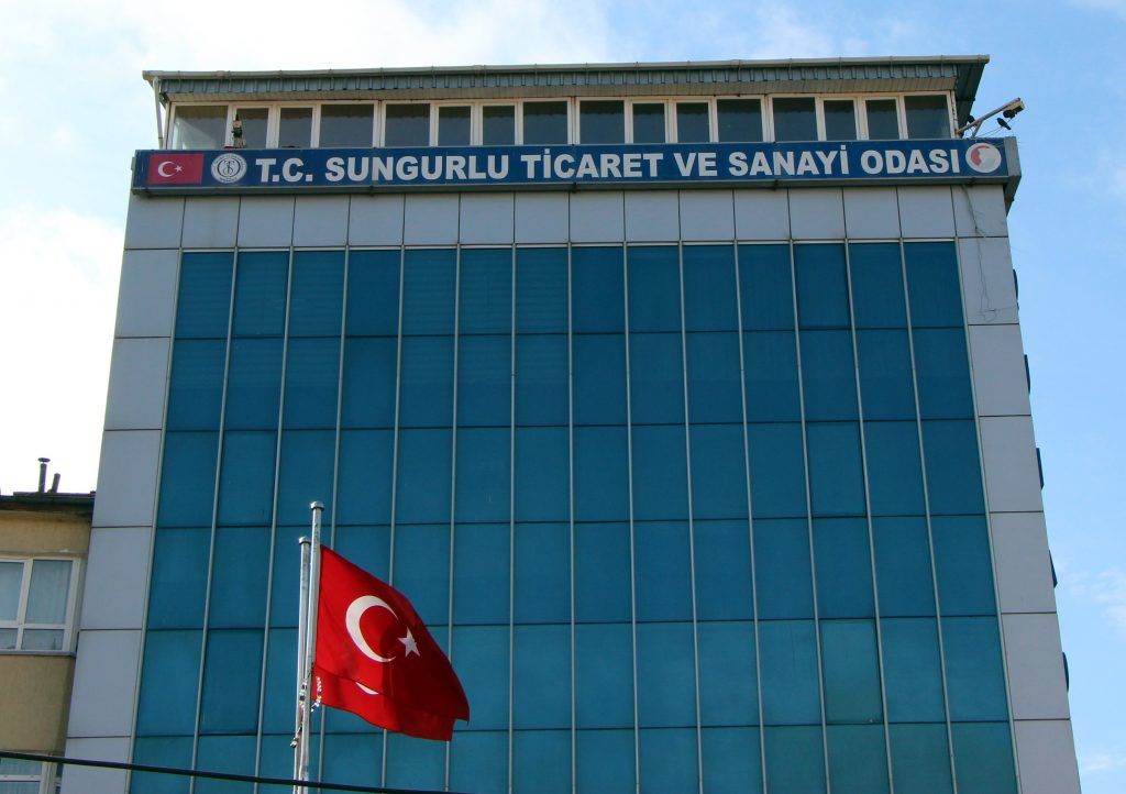 Toyu topladı