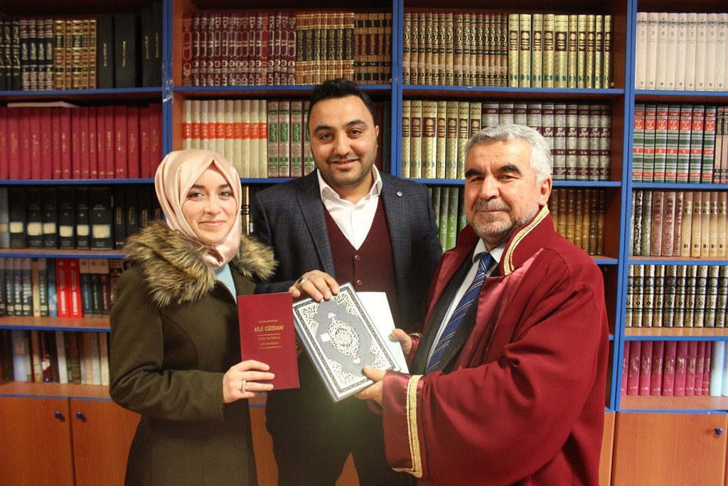 Müftülükte İlk Resmi Nikâh Kıyıldı