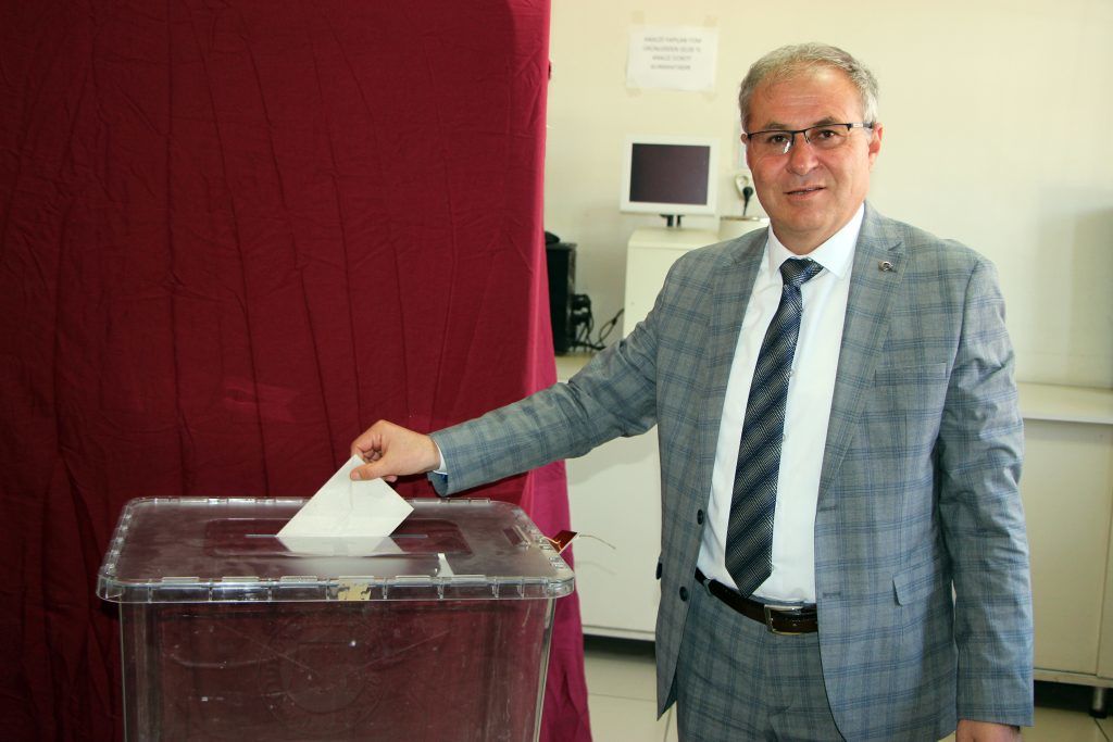 Ticaret Borsası Başkanı Mustafa Kürbüz oldu