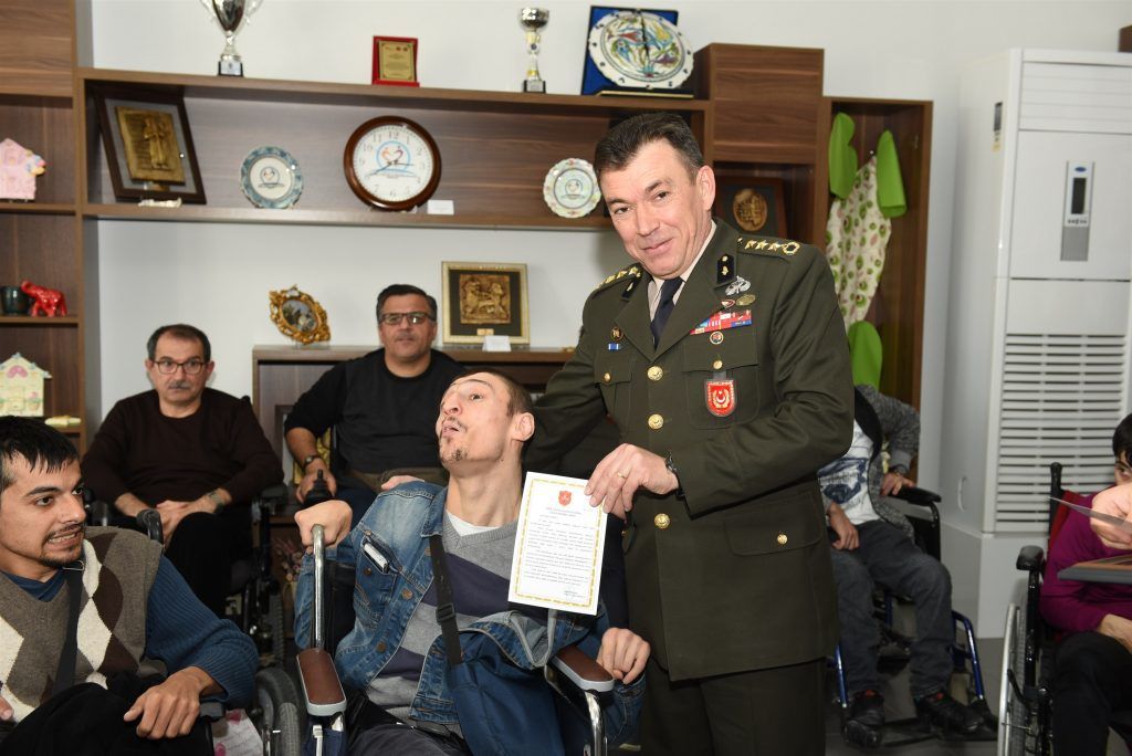 TSK’DAN ENGELLİLERE TEŞEKKÜR BELGESİ