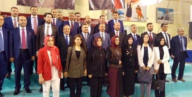 AK PARTİ’DE TEMAYÜL YOKLAMASI BAŞLADI