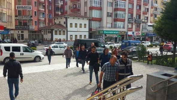 Kripto ve 13 gözaltı