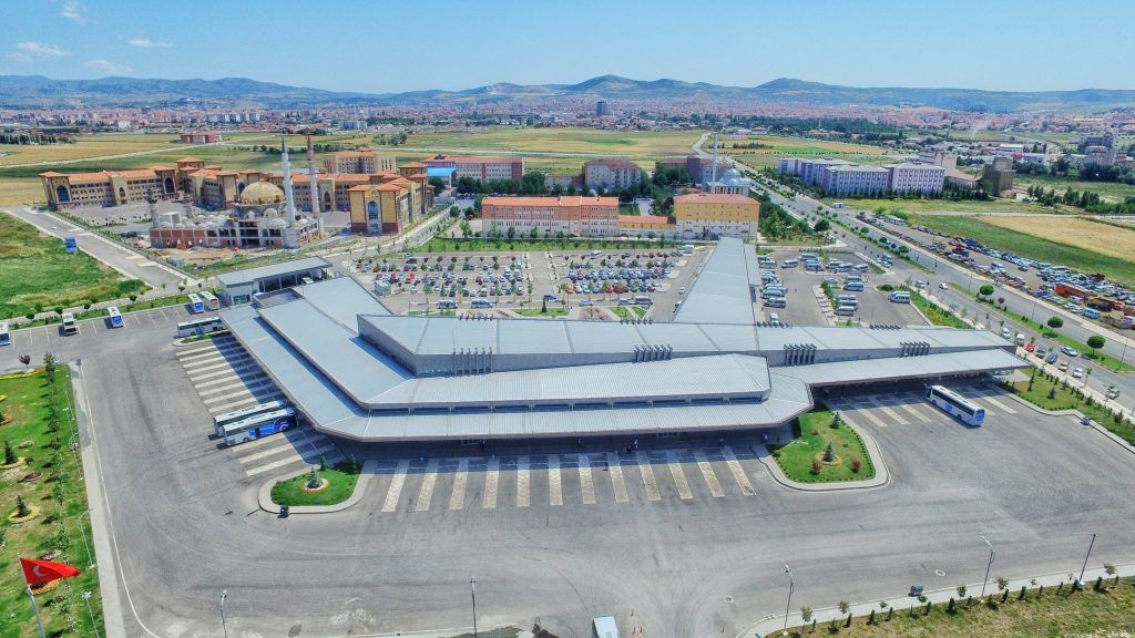 Otobüs Terminalindeki bazı firmalar servislerini iptal etti