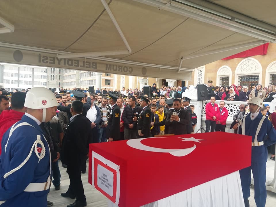 ŞEHİDİMİZ SON YOLCULUĞUNA UĞURLANIYOR