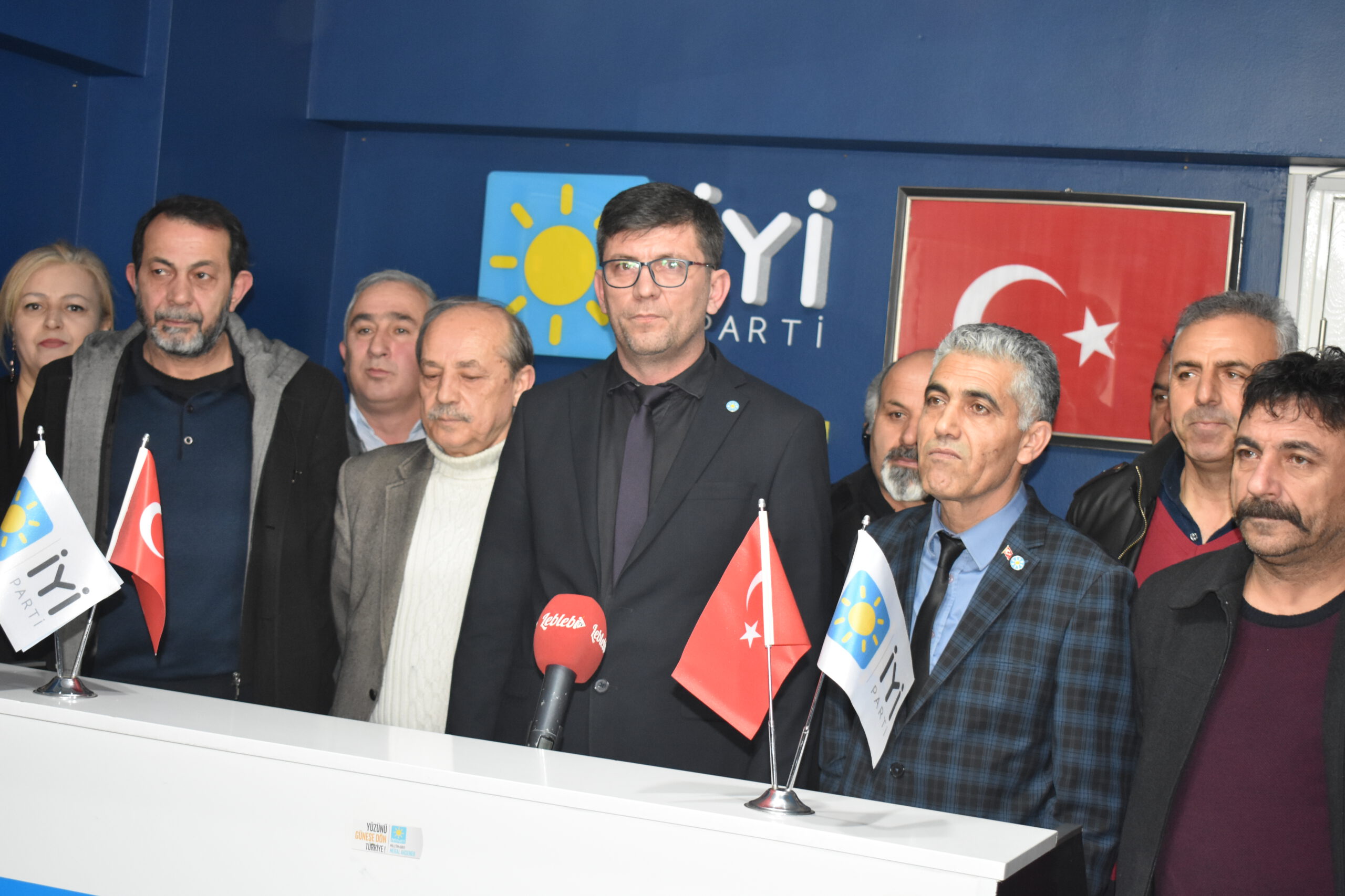 İYİ PARTİ MERKEZ İLÇEDE ‘YILDIZ’ ADAYLIĞINI AÇIKLADI