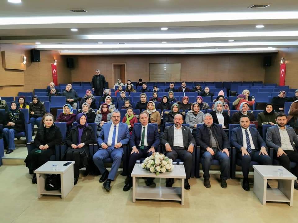 ”O”KADININ MECLİSTE KONUŞTUĞU SÖZLER SALONU BOŞ BIRAKTIRDI