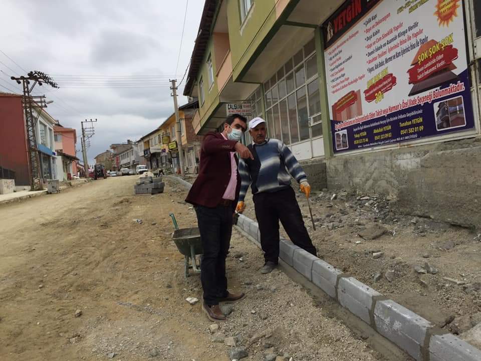 AYLAR, KORONAYI TEDBİRLEDİ, ÇALIŞMAYA DEVAM ETTİ
