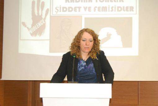 “Hayat eve sığar” deniyor ama kadınlar için “hayat eve sığmıyor”.