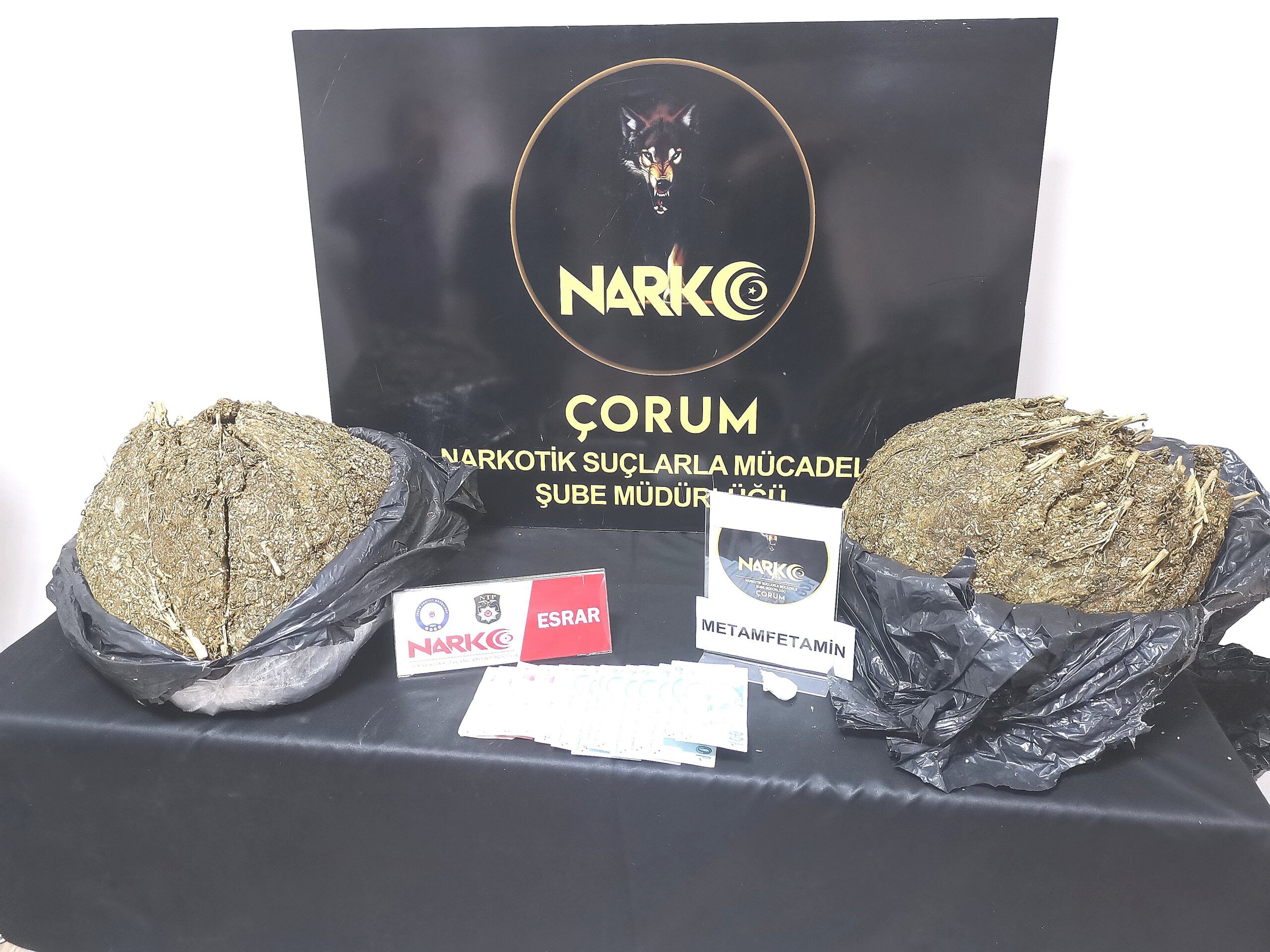 ÇORUM’DA 12 BUÇUK KİLO UYUŞTURUCU YAKALANDI, 1 KİŞİ TUTUKLANDI