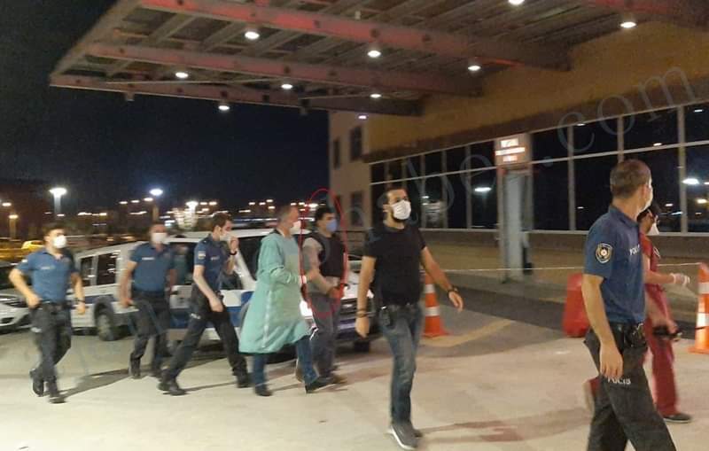 HOCA HIZINI ALAMADI TÜFEĞE SARILDI : 2 KİŞİ AĞIR, 3 YARALI