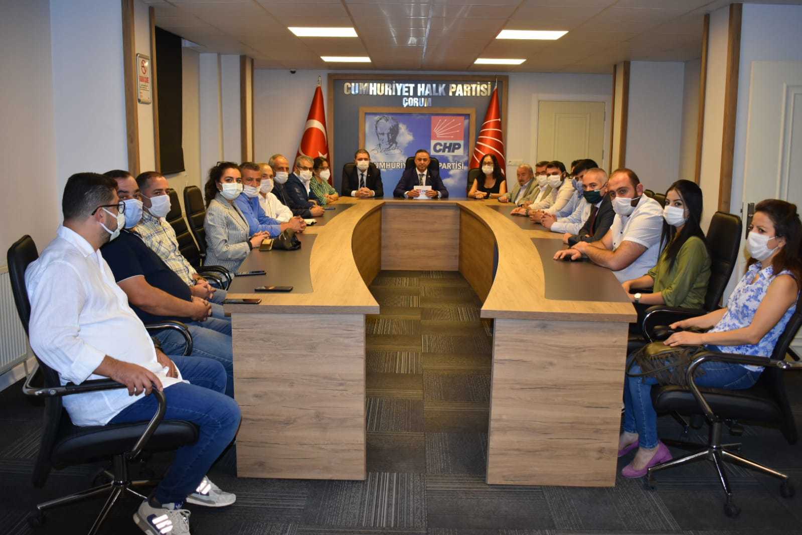 “SOSYAL DEVLET, KÖTÜ GÜNDE ESNAFIN YANINDA OLMALI”