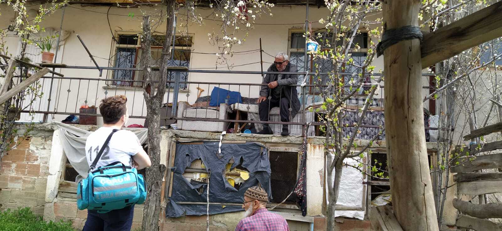 BELEDİYE ULU ÇINARLARININ YANINDA