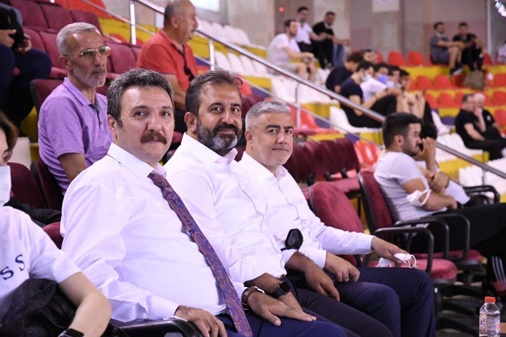 Voleybolcularımız hızlı başladı