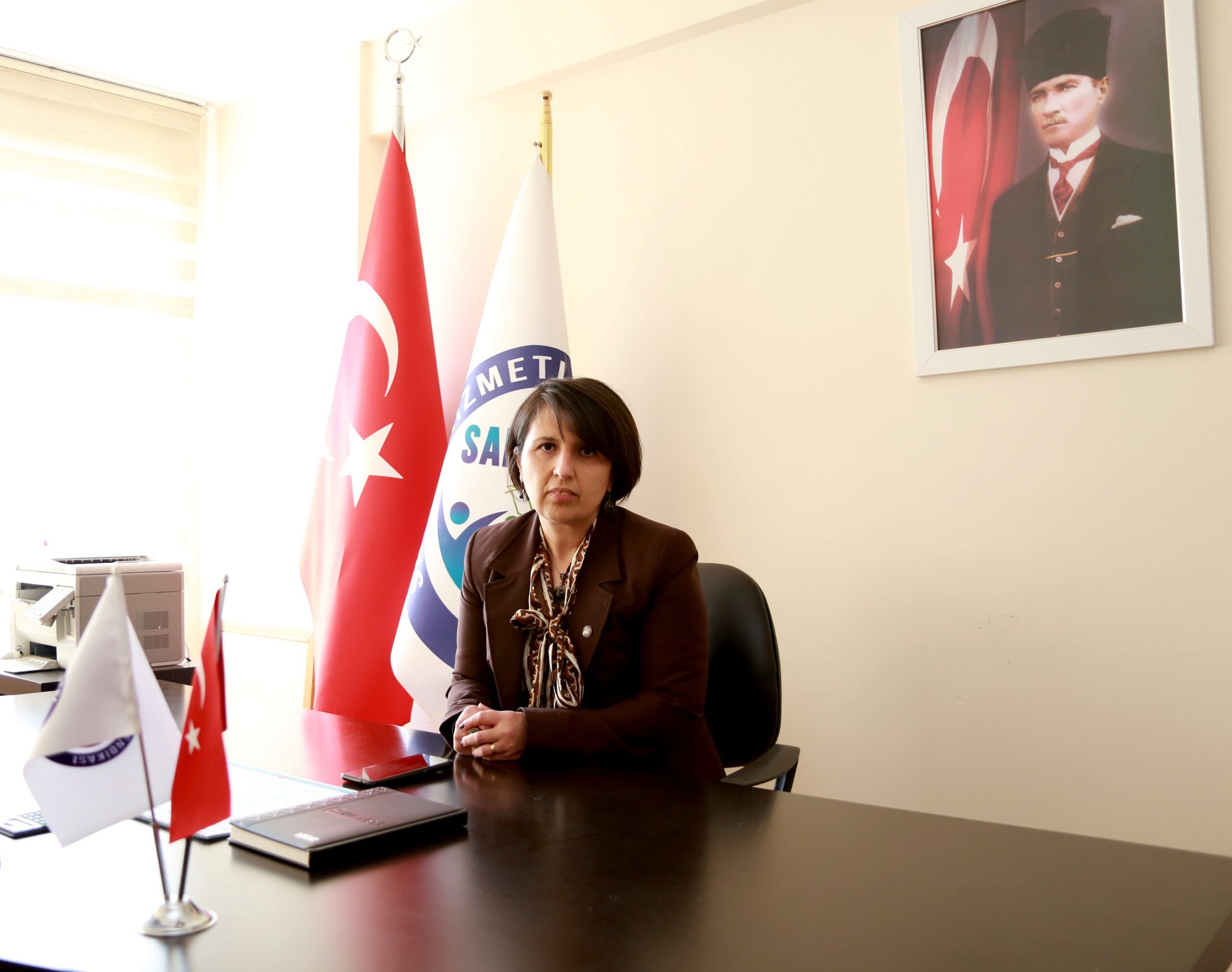 SAĞLIKÇILAR UYARIYOR:5 DAKİKALIK RANDEVU SAĞLIK SİSTEMİNDE ÇÖKÜŞÜN HABERCİSİ