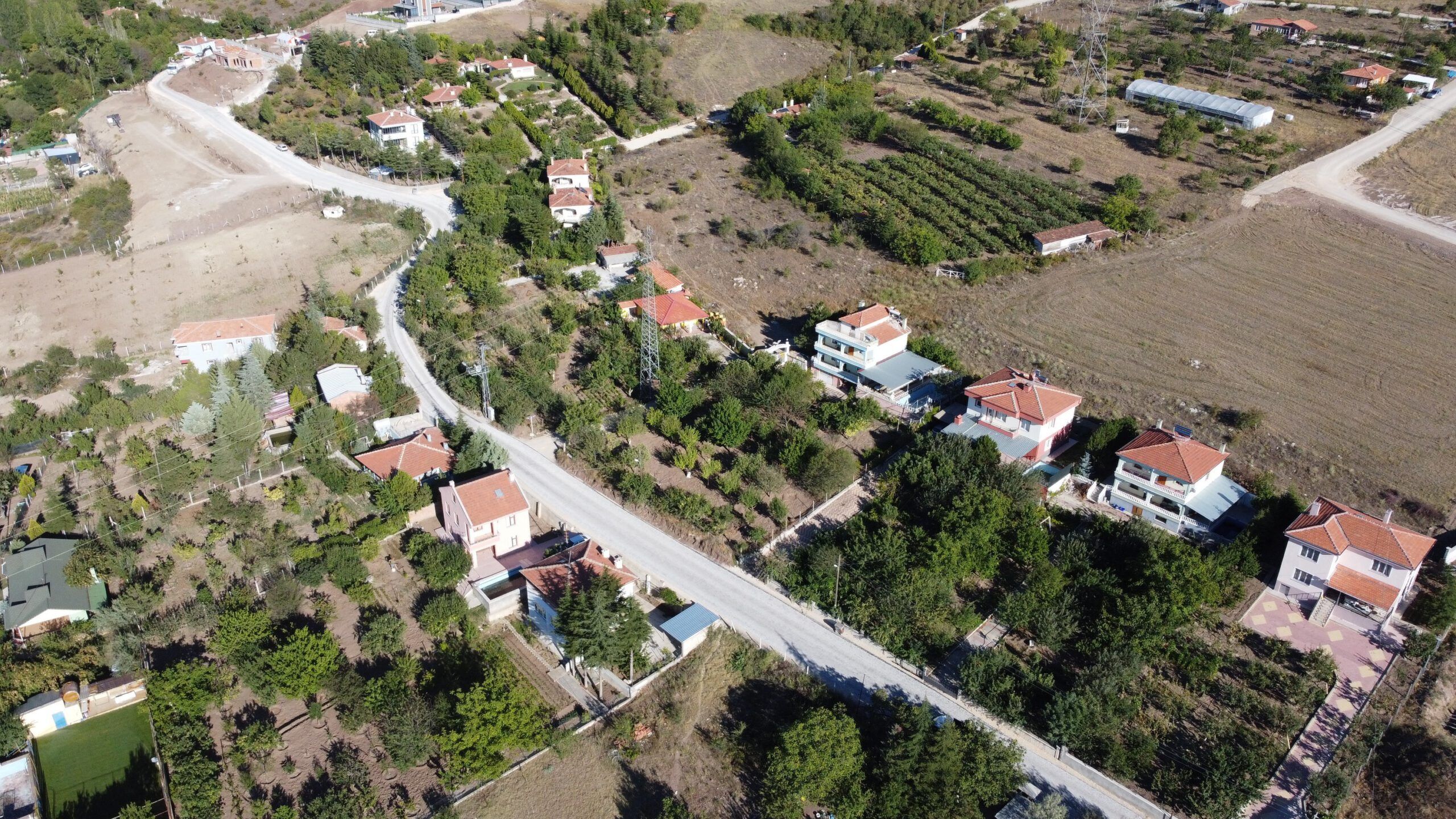 Ayarık’a 5 bin 110 metre sathi kaplama