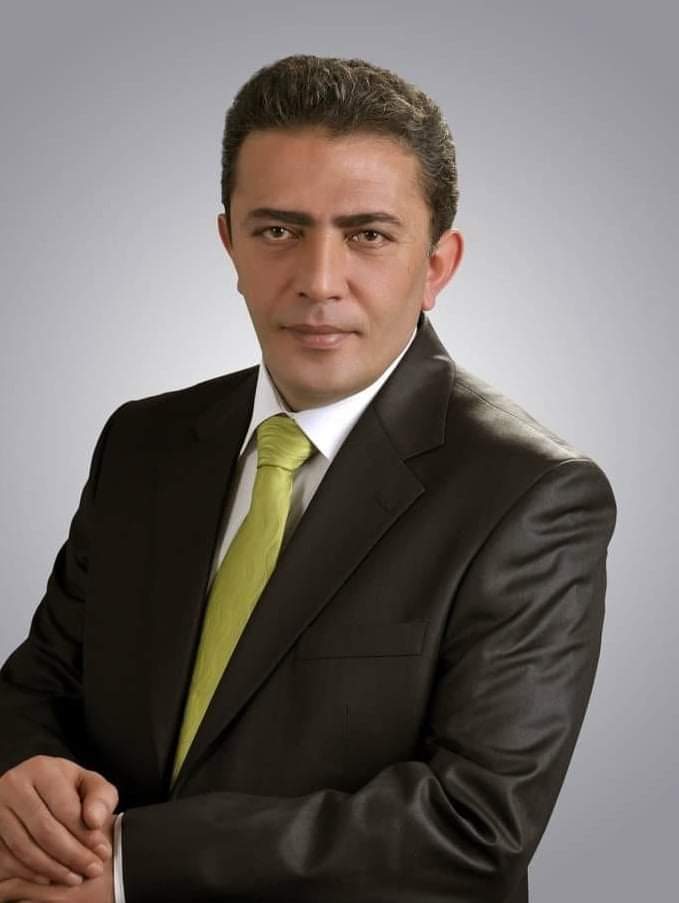 ESKİ BAŞKAN YAŞAMINI YİTİRDİ ACI HABER SEVENLERİNİ ÜZDÜ!