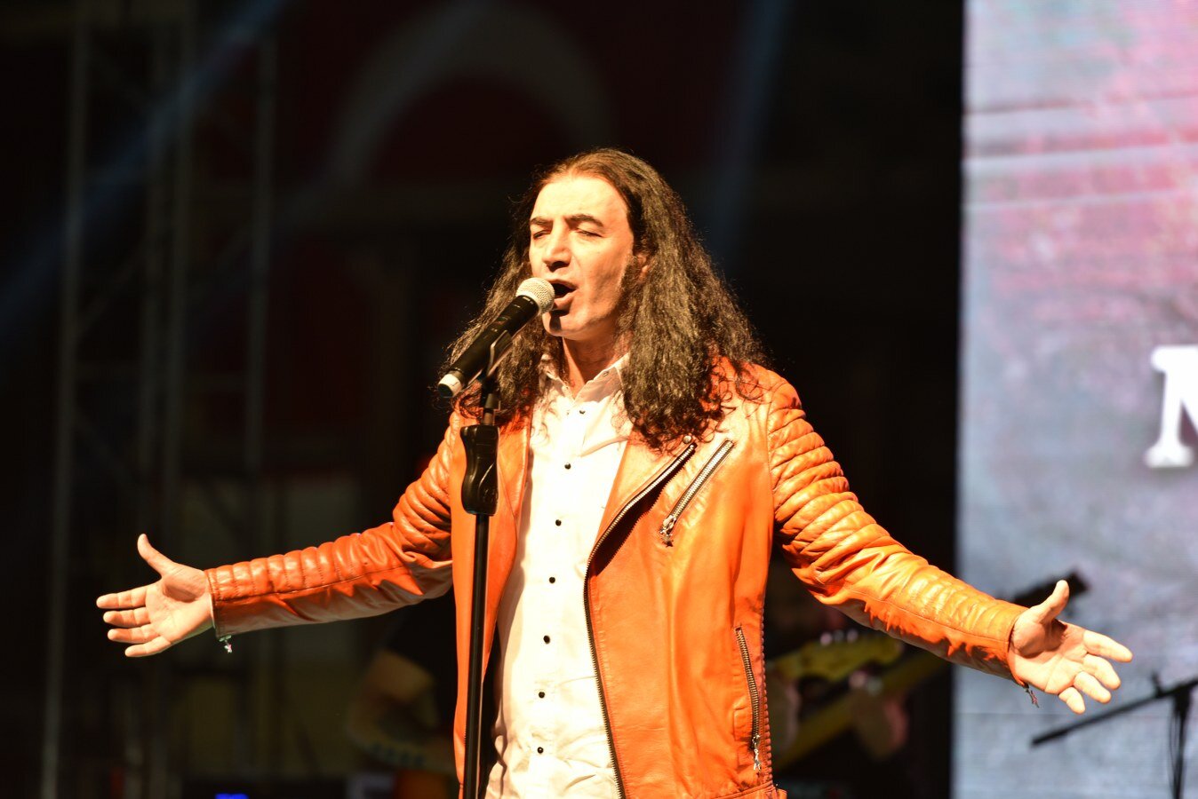 Murat Kekilli Çorum’da hayranlarıyla buluştu
