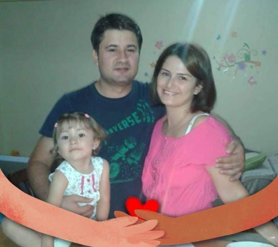 GENÇ ANNE KANSERE YENİLDİ