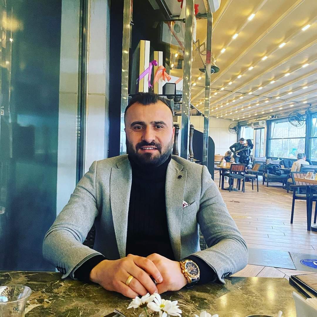 GENÇ ESNAF, KENDİNİ VURDU