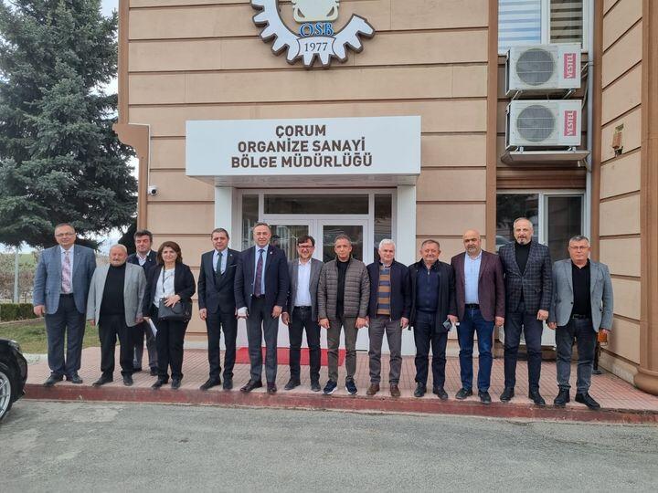 “İŞ DÜNYASI DESTEK BEKLİYOR”
