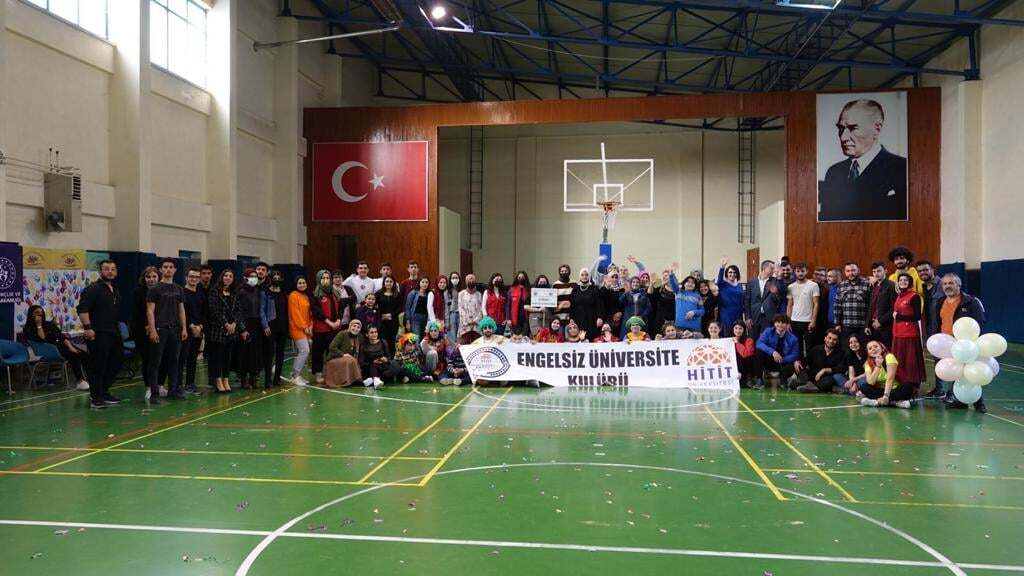 OTİZM FARKINDALIK GÜNÜNDE ‘GÖNÜL’LERİNCE EĞLENDİLER.!