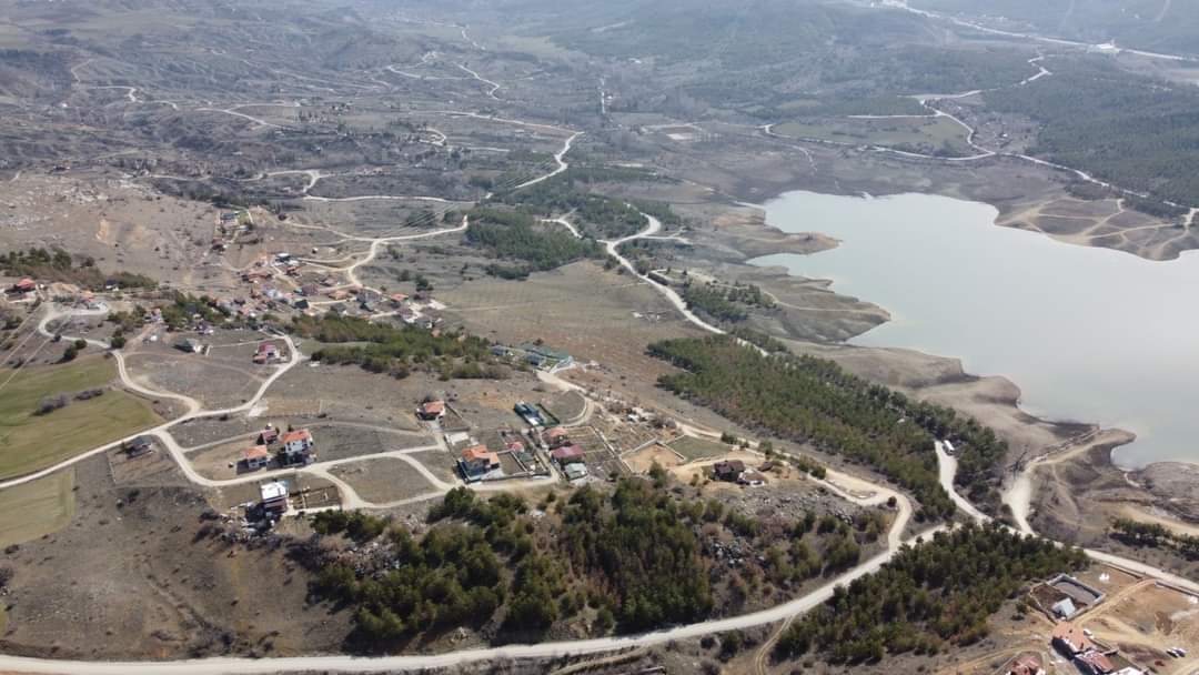 BARAJ ETRAFINDAKİ KAÇAK YAPILAR İÇİN YIKIM KARARI
