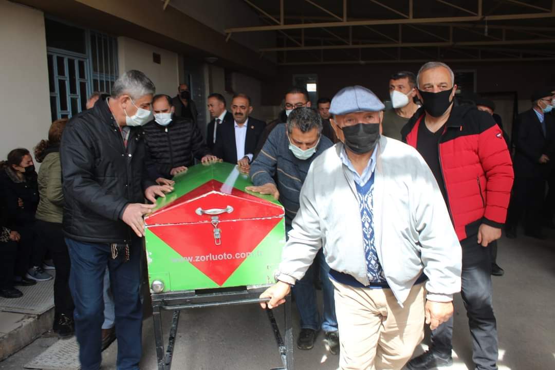 HAMDİ SAĞLICAK, TOPRAĞA VERİLDİ