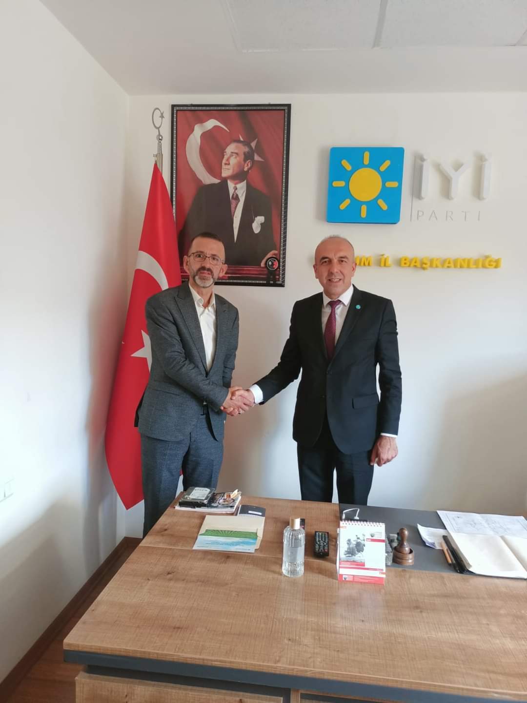BELEDİYE PERSONEL ŞİRKETİ İŞÇİLERİNE KADRO TALEBİ