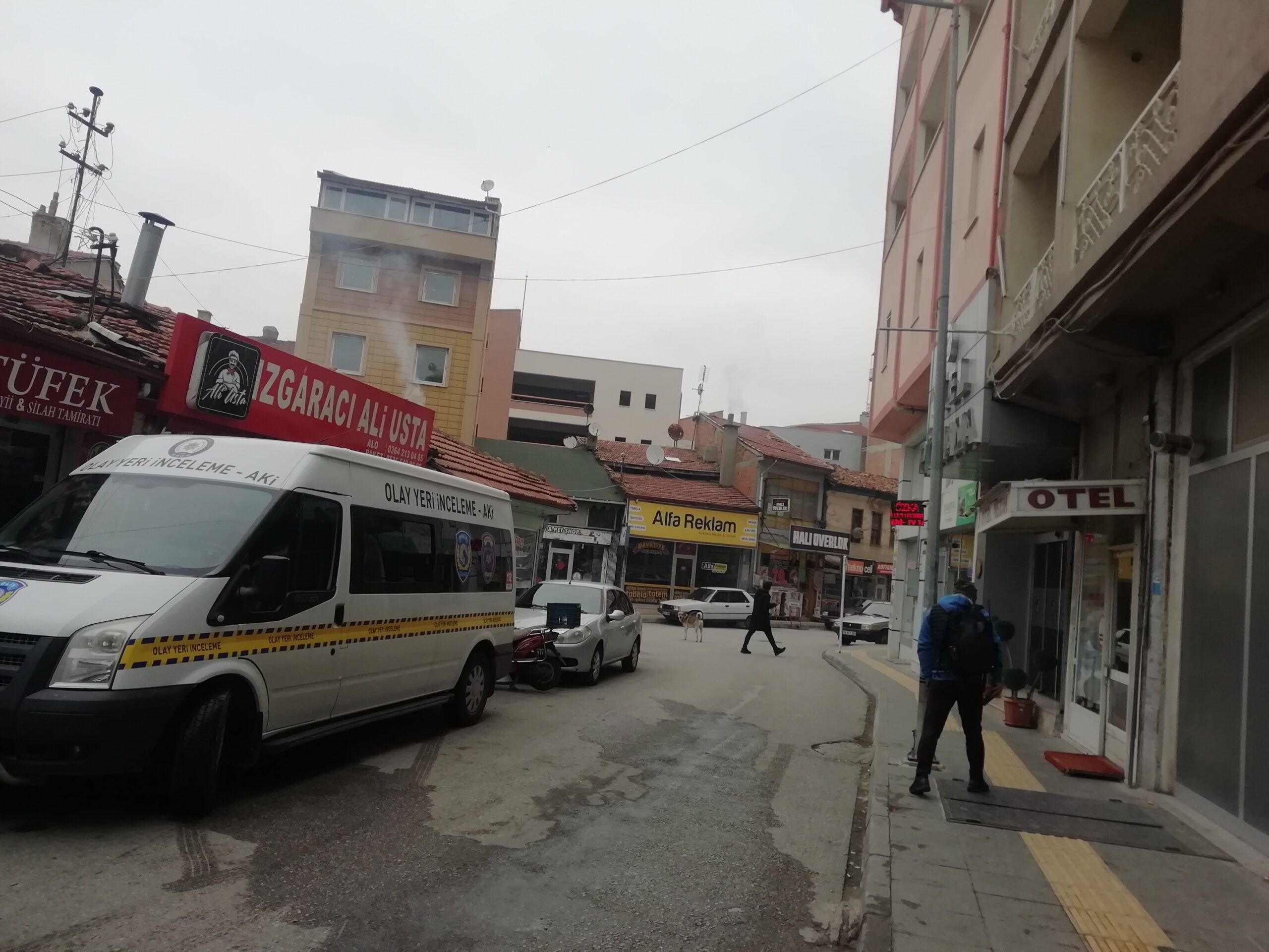 OTEL ODASINDA ÖLÜ BULUNDU