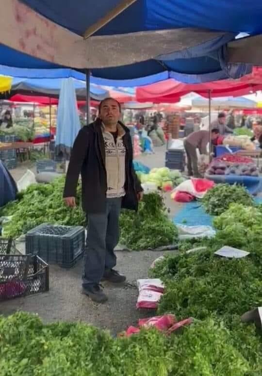 MAYDONOZCU ALİ BİR GÜNLÜK HASILATINI AHBAP’A BAĞIŞLADI