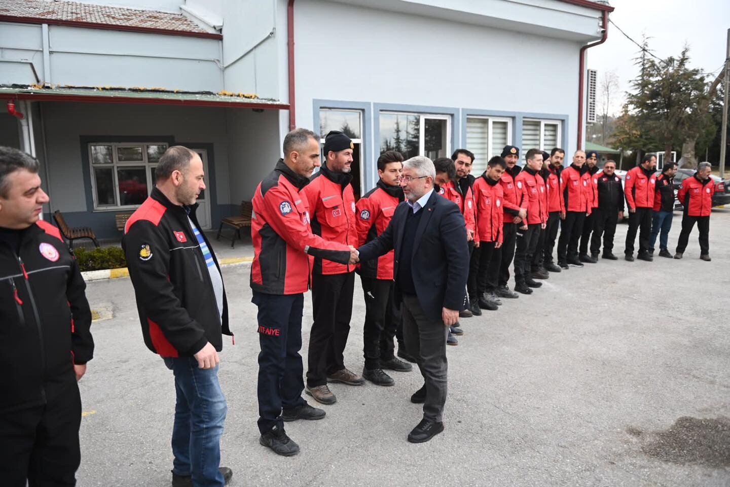 A<strong>rama kurtarma ekibi Çorum’a döndü</strong>