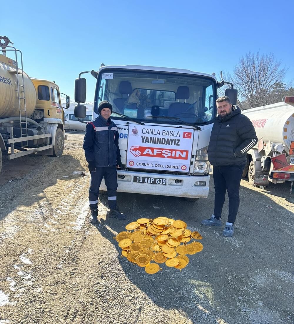 ÇÖPTE BULDUKLARI ALTINLARI POLİSE TESLİM ETTİ 👏