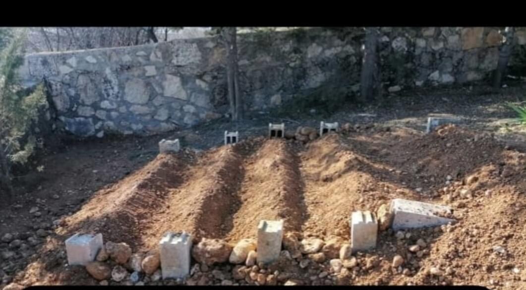 Deprem bir aileyi daha yok etti<br>BU ACININ TARİFİ YOK!