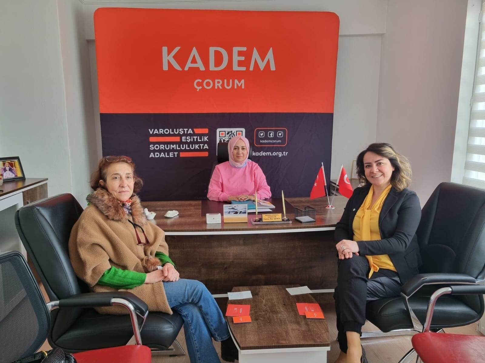 KADINLARIN SORUN VE<br>TALEPLERİ ELE ALINDI