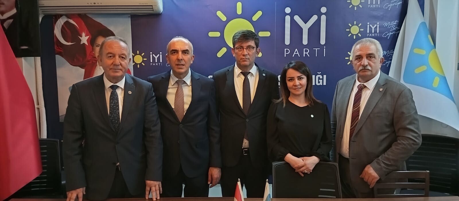 İYİ’LER SAHAYA İNDİ