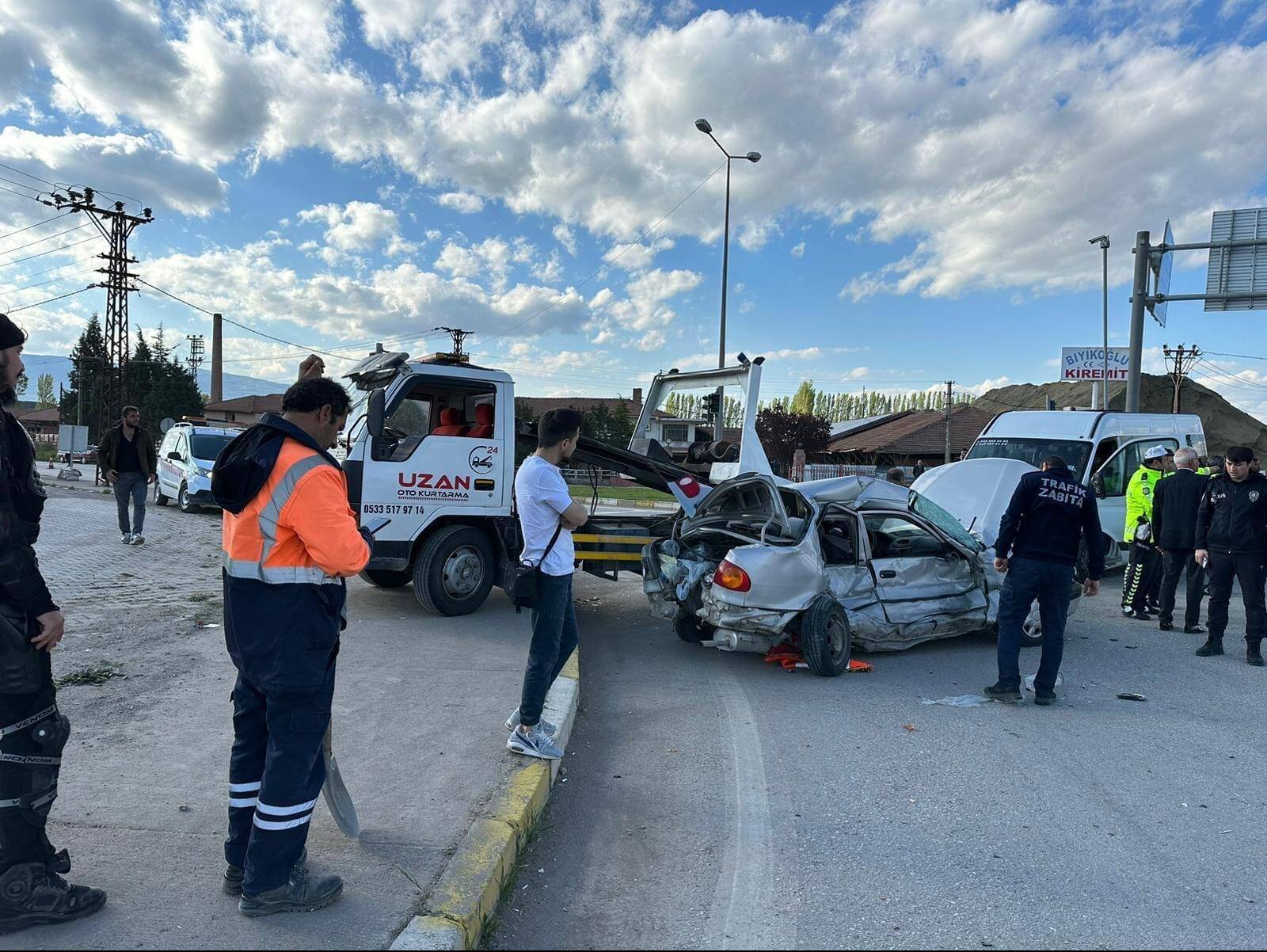 IŞIKLAR ÇALIŞMAYINCA KORKUNÇ KAZA MEYDANA GELDİ!