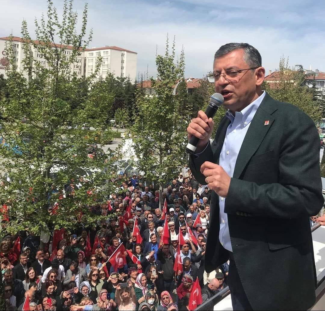 ÖZGÜR ÖZEL SEÇİM BÜROSU AÇTI