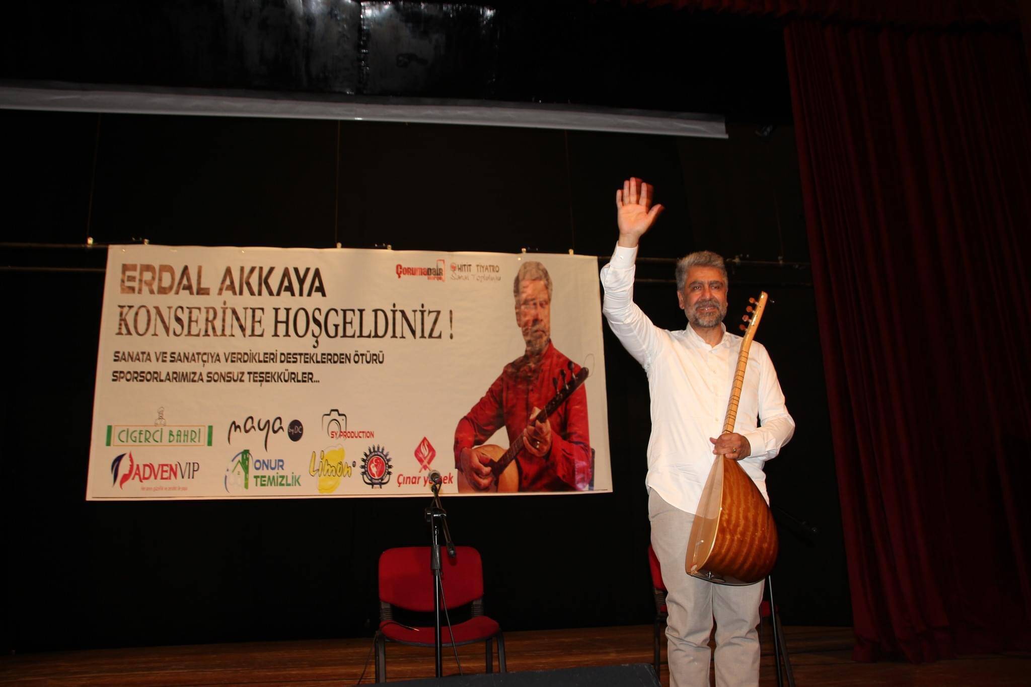 ERDAL AKKAYA’DAN MUHTEŞEM KONSER