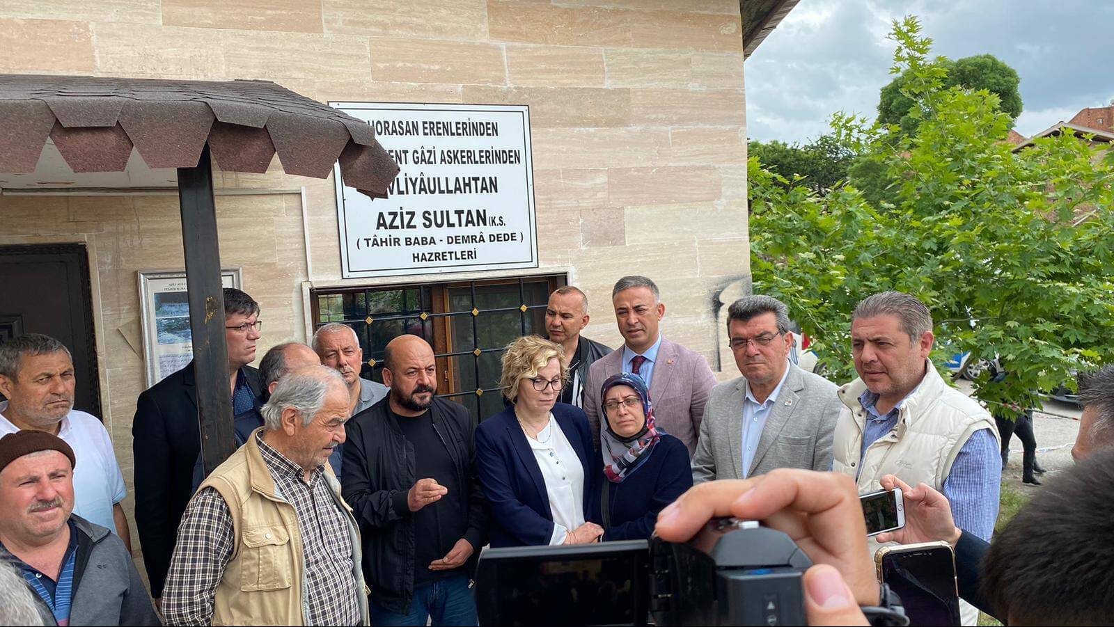 TAHTASIZ,”KAÇAKSA NEDEN YAPIMINA İZİN VERİLDİ?”