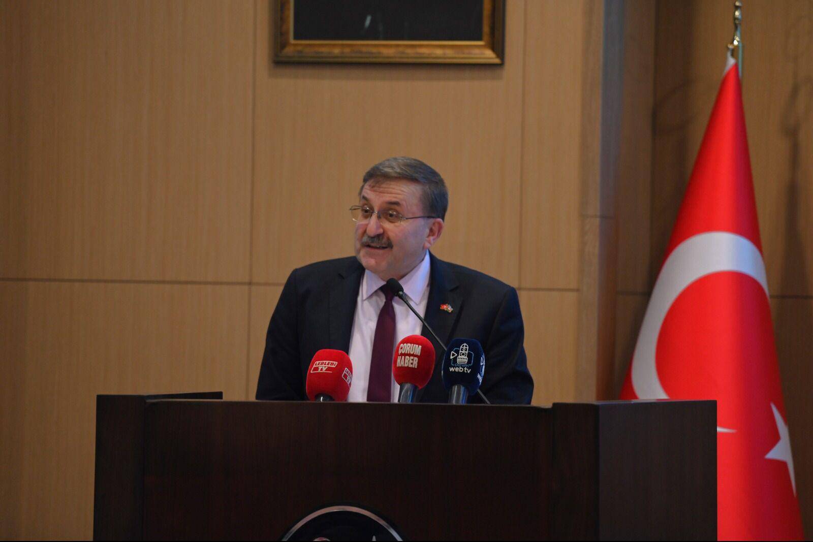 Keleş’in tweeti vali ve rektörü  rahatsız etti
