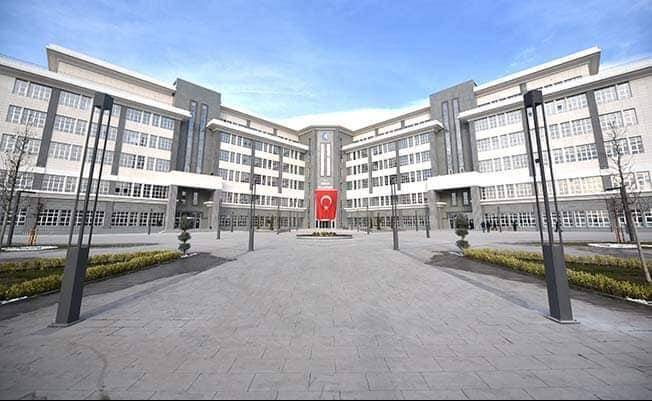 13 VİLLA VE KONUTARSASI SATILACAK