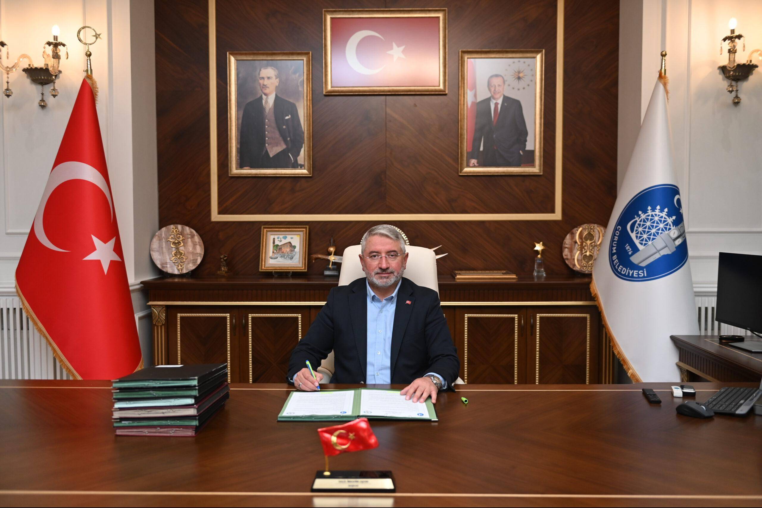 “Öğretmenlerimiz Büyük Türkiye’yi inşa edecek nesilleri yetiştiriyor”